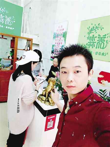 微商賣(mài)化妝品那么有錢(qián)(為什么微商賣(mài)的化妝品那么便宜)