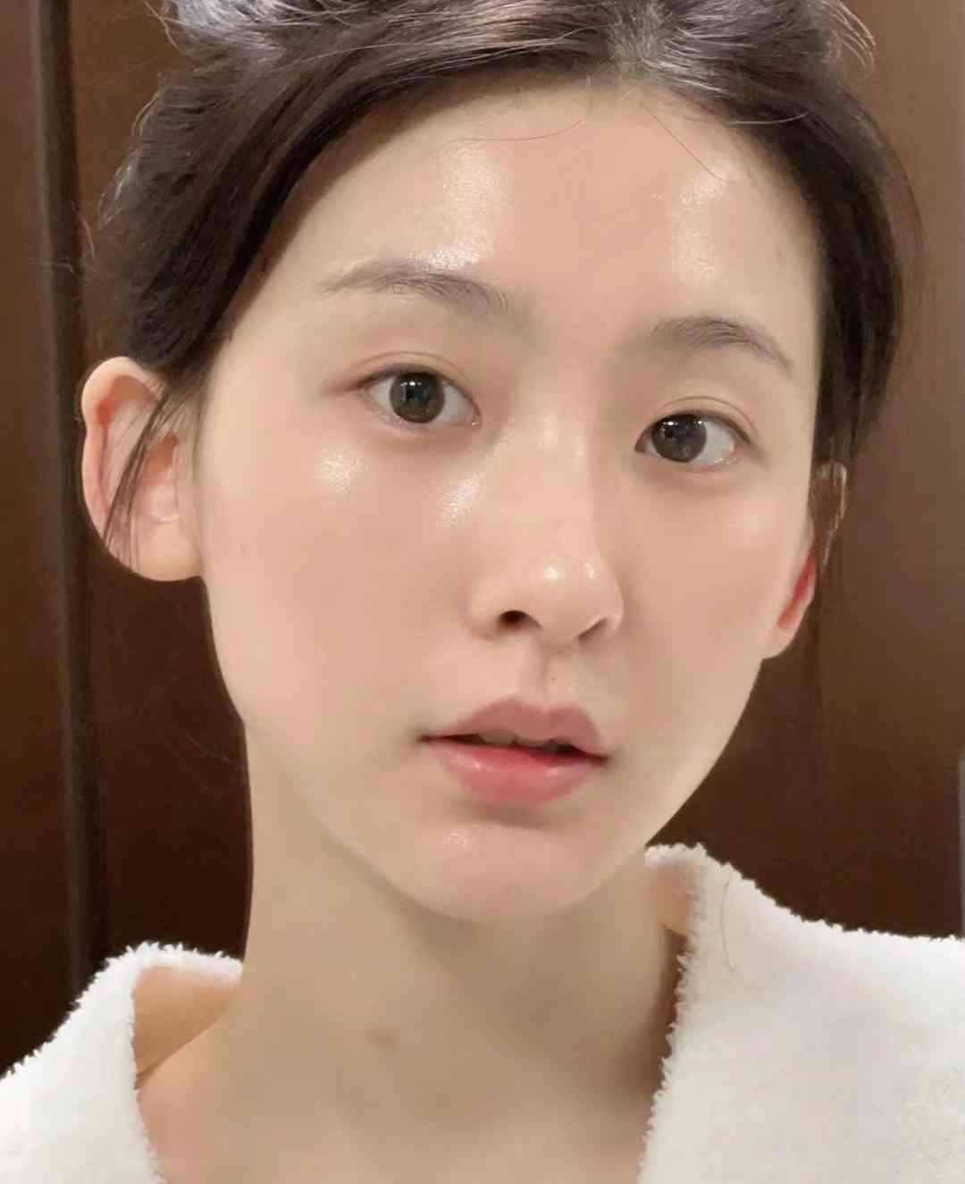 大牌化妝品的優(yōu)缺點(大牌化妝品的優(yōu)缺點是什么)插圖3