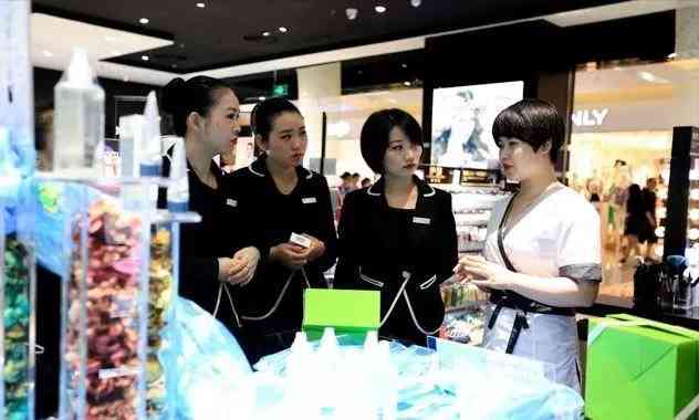 化妝品套裝管理要求有哪些(化妝品按照什么管理)