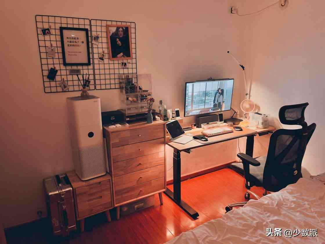 桌面化妝品收納原木色桌子(網紅木質桌面整理化妝品收納盒)插圖3