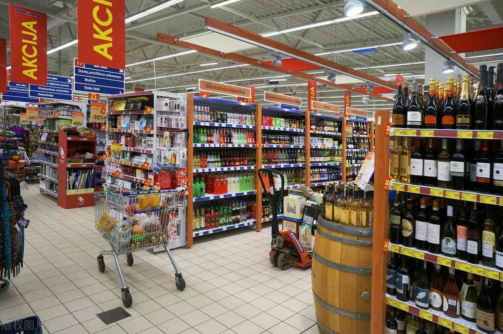 進口化妝品折扣倉是正品嗎(化妝品折扣店是正品嗎)