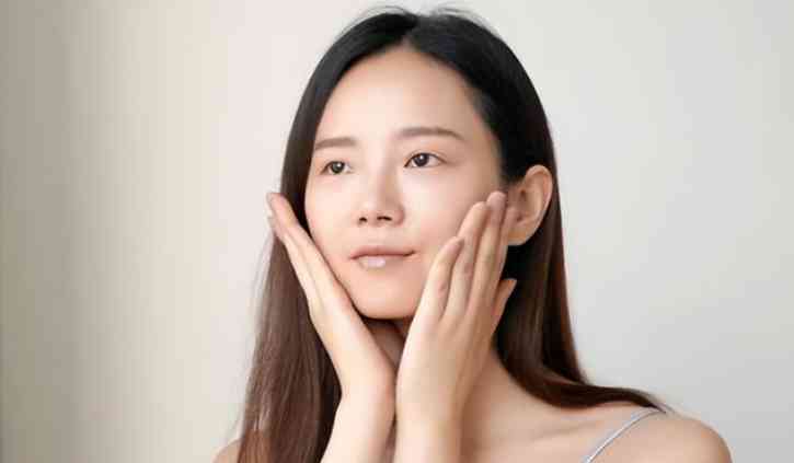 秋季護膚用什么化妝品(秋天用什么護膚)