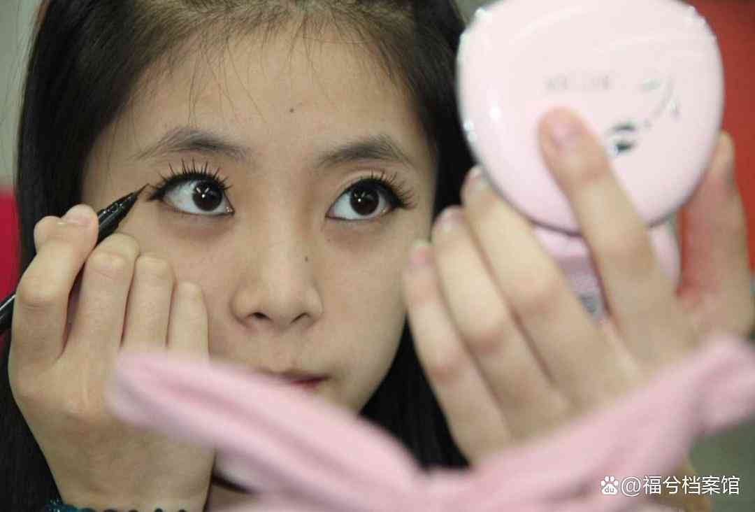 劣質化妝品小妙招視頻(劣質化妝品小妙招視頻講解)