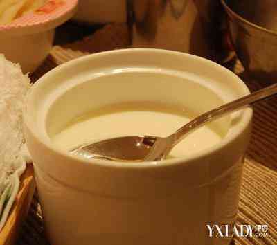 馬油和化妝品的區別(馬油和化妝品的區別是什么)