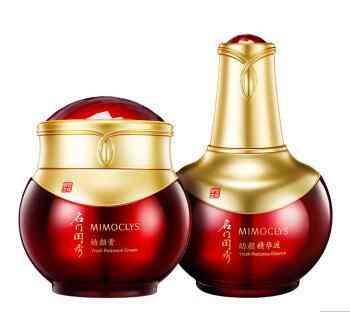 不用任何化妝品讓手變白(不用任何化妝品皮膚能變好嗎)