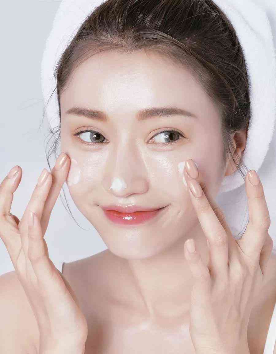 入冬用什么化妝品(冬天用什么化妝品保濕效果好)