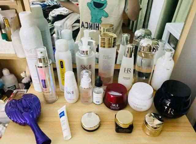 懷孕能用一般的化妝品嗎(懷孕期間能用孕婦化妝品嗎)