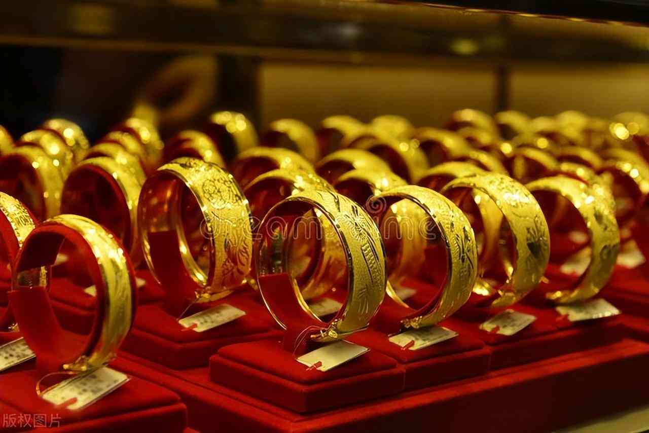老鳳祥金價今日25號查詢(老鳳祥今日黃金價格2021年2月2號)