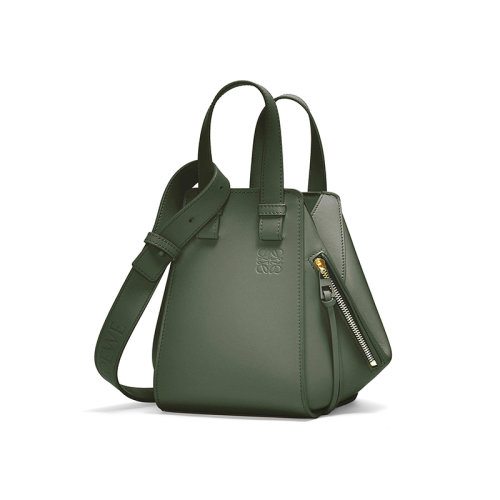 LOEWE/羅意威 22秋冬新款 Hammock系列 女士復古綠色緞面小牛皮外部鉤扣壓紋標志同色配件調節肩帶肩背斜挎包A538H13X02-1869