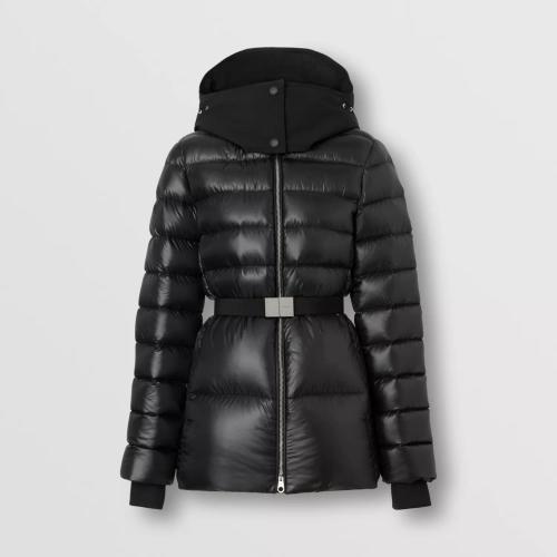  BURBERRY 22年秋冬 女士 對(duì)比感連帽尼龍束腰式羽絨服 80578451