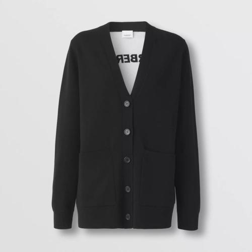  BURBERRY 22年秋冬 女士 方形 Horseferry 裝飾羊毛混紡提花開衫 80559561