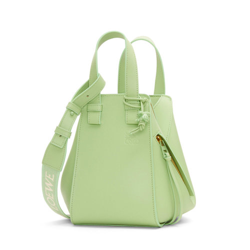 LOEWE/羅意威 22新款 Hammock系列 女士石灰綠釉色緞面小牛皮同色金屬配件拆卸調節肩帶鉤扣開合單肩手提斜挎包A538H13X07-8865