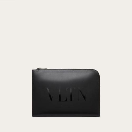  VALENTINO華倫天奴 22年秋冬 男士 錢包 Porte-documents VLTN en cuir XY2B0457GUI0NO 預(yù)定商品1-3周發(fā)貨
