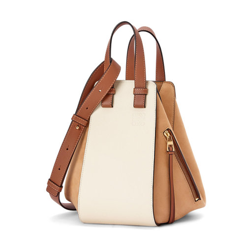 LOEWE/羅意威 22新款Hammock系列 女士小號奶油色/沙色柔軟粒面牛皮革單肩斜挎手提吊床包A538S35X50-2768