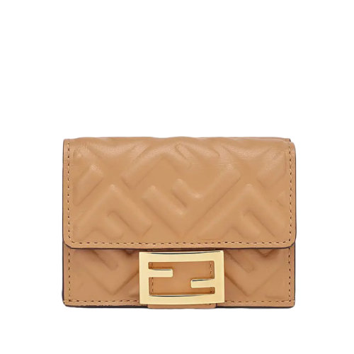 FENDI/芬迪 Baguette 女士米色納帕皮飾有浮雕FF圖案三折MICRO錢包 8M0395AAJDF15KR
