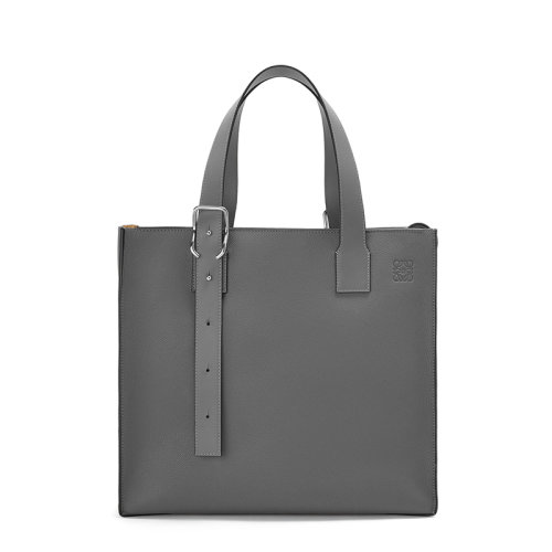 LOEWE/羅意威 BuckleZip系列 男士無煙煤色柔軟粒面小牛皮搭扣拉鏈手提包0010651396