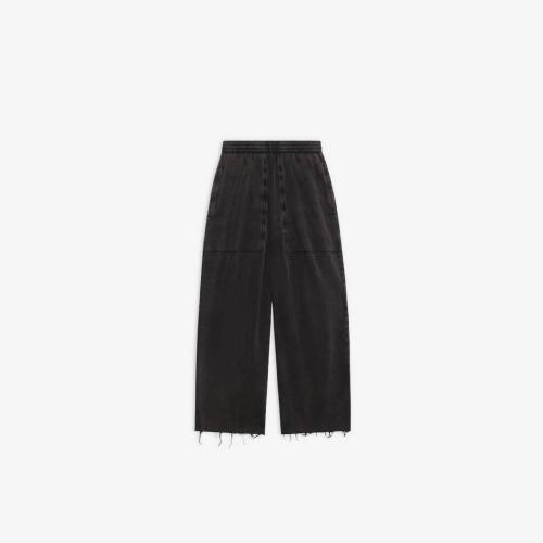  BALENCIAGA巴黎世家 22年秋冬 男士 休閑褲 Cropped 運動褲 657117TJVN81000 預定商品1-3周發貨