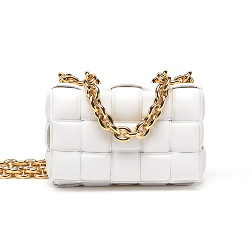 Bottega Veneta/葆蝶家 經典款CHAIN CASSETTE系列 女士白色小羊皮編織鏈條單肩斜挎豆腐包631421VBWZ09143