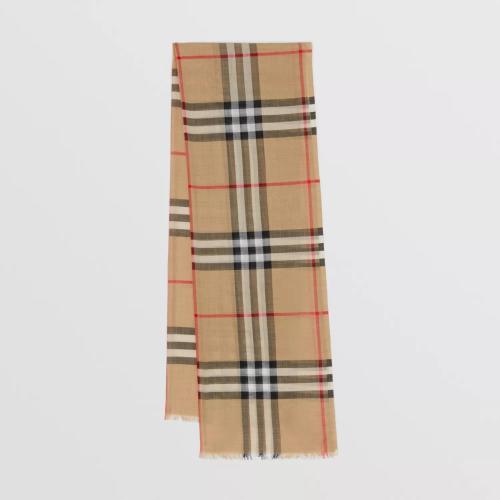  BURBERRY 22年秋冬 女士 格紋絲毛混紡輕盈圍巾 80558551