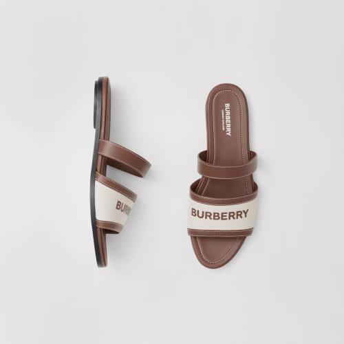  BURBERRY 22年秋冬 女士 徽標(biāo)印花帆布拼皮革涼鞋 80426311 預(yù)定商品1-3周發(fā)貨