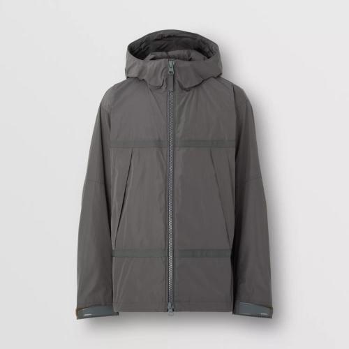  BURBERRY 22年秋冬 男士 徽標裝飾輕盈連帽外套 80558871