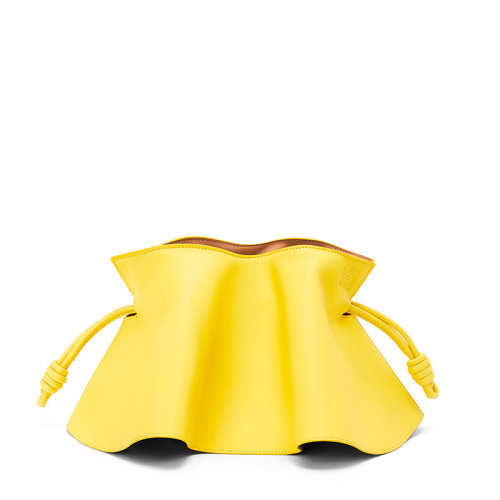 LOEWE/羅意威 22新款Flamenco系列 女士檸檬草色納帕牛皮革徽標壓紋磁扣開合單肩手拿花瓣包A411M12X01-8240