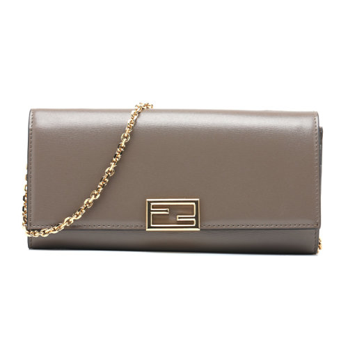 FENDI/芬迪21新品金屬徽標牛皮革翻蓋女士長錢夾錢包鏈條包8M0365AHM0