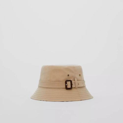  BURBERRY 22年秋冬 男士 棉質(zhì)嘎巴甸束帶設(shè)計(jì)漁夫帽 80573911