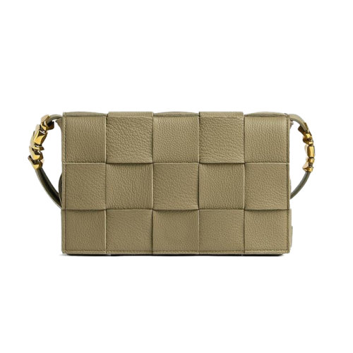 Bottega Veneta/葆蝶家 22新款 女士咖色粒面小牛皮Intreccio圖案磁扣開合金色飾面單肩包666870VCP111520