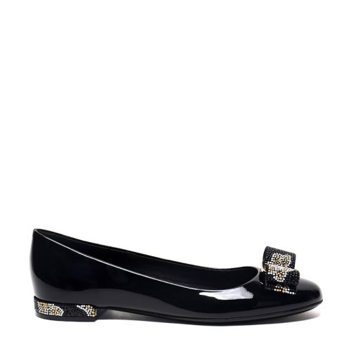 Salvatore Ferragamo/菲拉格慕 女士BRIONE MOS系列漆皮革芭蕾舞平底鞋 0686416