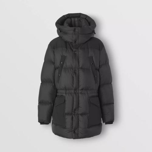  BURBERRY 22年秋冬 男士 徽標貼花尼龍羽絨服 80438451