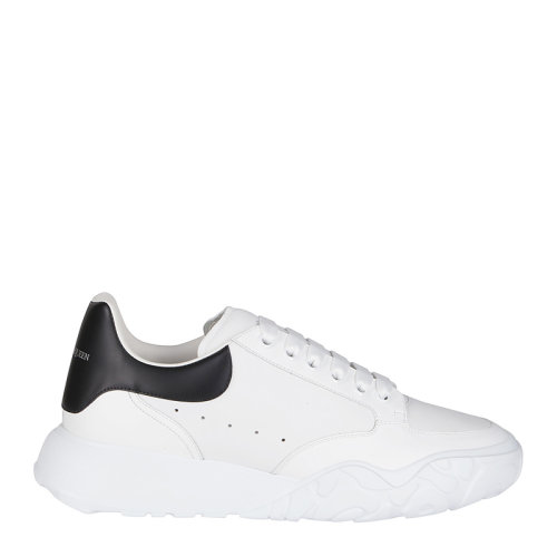 ALEXANDER MCQUEEN 亞歷山大·麥昆 男士 鞋靴 21春夏 白色低幫圓頭厚底黑尾皮質板鞋小白鞋運動鞋 男士休閑運動鞋
