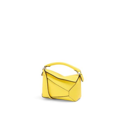  LOEWE羅意威 22年秋冬 女士 單肩包 Mini Puzzle Edge bag in goatskin A510P88X04-8304