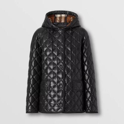  BURBERRY 22年秋冬 女士 菱形絎縫溫控連帽外套 80633991
