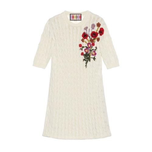  GUCCI古馳 22年秋冬 女士 Gucci Lovelight系列棉質刺繡連衣裙 712815 XKCKP 9088