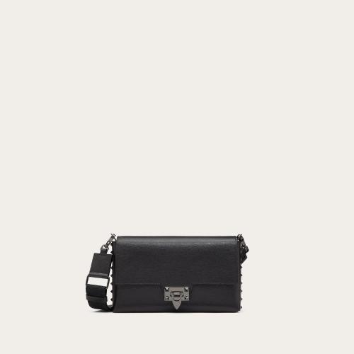  VALENTINO華倫天奴 22年秋冬 男士 單肩包 Sac a bandouliere Rockstud en cuir de veau grain