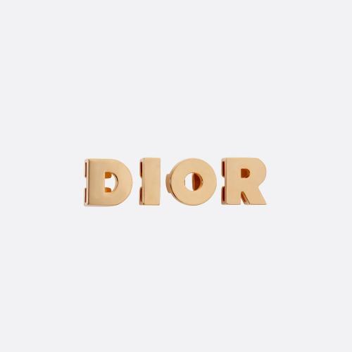  DIOR迪奧 22年秋冬 男士 掛飾 “Dior”運(yùn)動鞋吊飾 V0462HOMMT_D300 預(yù)定商品1-3周發(fā)貨