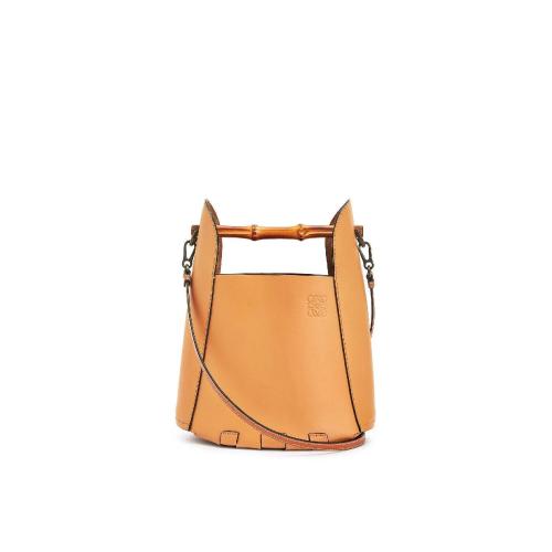  LOEWE羅意威    女士 手提包 牛皮革 Bamboo Bucket 手袋 340.95.W37-3160 預定商品1-3周發(fā)貨