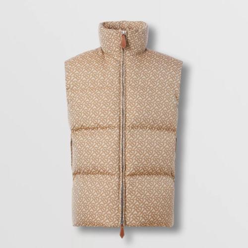  BURBERRY 22年秋冬 男士 專(zhuān)屬標(biāo)識(shí)提花羽絨背心 80585431