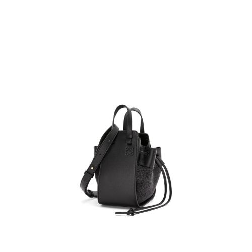  LOEWE羅意威 22年秋冬 女士 單肩包 Mini Hammock Drawstring bag in Anagram jacquard and ca