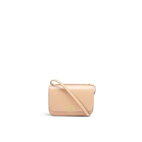  LOEWE羅意威 22年秋冬 女士 單肩包 Small Goya bag in silk calfskin A896N09X01-7620