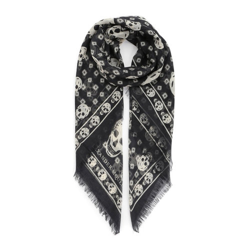 Alexander McQueen/亞歷山大麥昆  男女同款真絲時尚百搭骷髏頭圖案絲巾  $4530574881Q9260