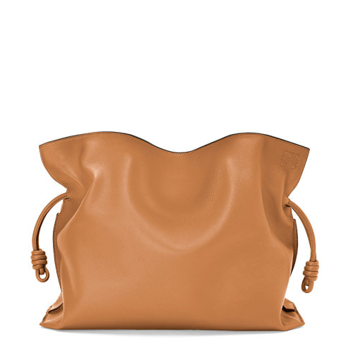 LOEWE/羅意威  Flamenco系列 女士XL號暖沙色納帕小牛皮徽標(biāo)印花磁扣單肩斜挎手提包0010591543