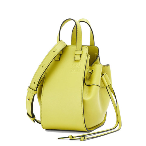 LOEWE/羅意威 Hammock系列 女士迷你檸檬黃色小牛皮斜挎單肩手提抽繩吊床包0010640274