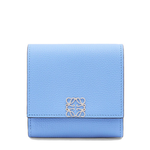 LOEWE/羅意威 22春夏新款 女士天青石藍色卵石紋牛皮革銀色金屬徽標裝飾按扣翻蓋緊湊型錢包C821L57X01-5576