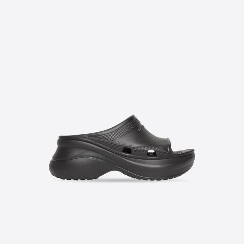  BALENCIAGA巴黎世家 22年春夏 男士 平底涼鞋 POOL CROCS? 拖鞋式涼鞋 677386W1S8E1000