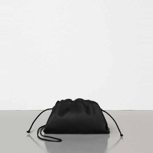  BV葆蝶家 22年秋冬 女士 手拿包 THE POUCH MINI FORMAT 585852VCP401229 預定商品1-3周發貨