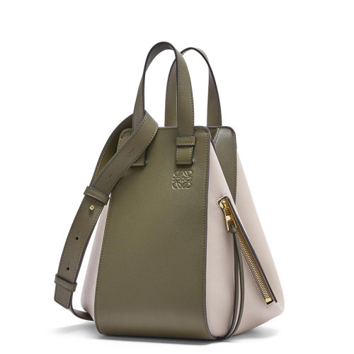 LOEWE/羅意威 20  Hammock系列 女士小號秋綠色/淺燕麥色小牛皮抽繩封口單肩手提斜挎吊床包0010618239