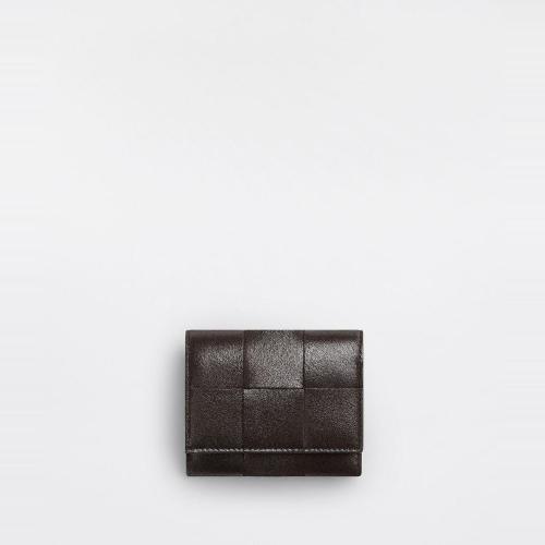  BV葆蝶家 女士 錢包 portefeuille zippe a trois volets 667127VCQC12132 預(yù)定商品1-3周發(fā)貨