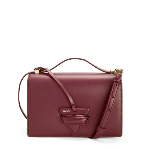 LOEWE/羅意威 20  Barcelona系列 女士漿果色小牛皮徽標三角搭扣單肩斜挎包0010594216